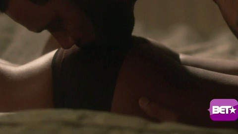 Pic: Robinne Lee in Being Mary Jane