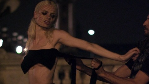 Pic: Stef van der Laan in Mademoiselle C