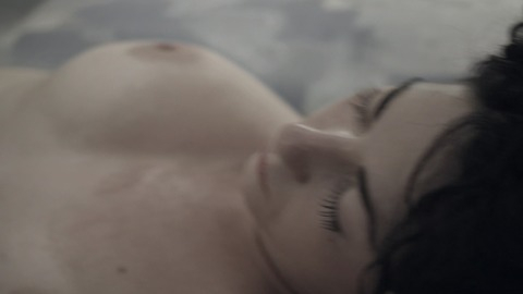 Pic: Victoria Almeida in The Desert