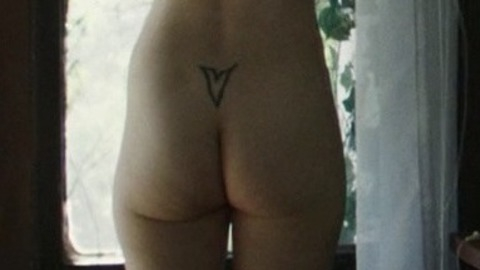 Pic: Lucy Owen in The Mend