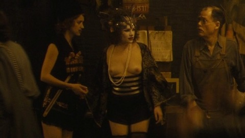 Pic: Maja Wampuszyc in The Immigrant (2013)