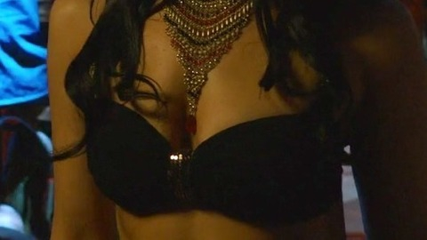 Pic: Elle LaMont in From Dusk Till Dawn: The Series