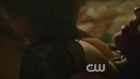 Pic: Aimee Teegarden in Star-Crossed