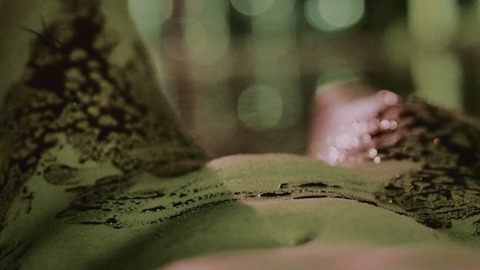 Pic: Elle Alexandra in Silk