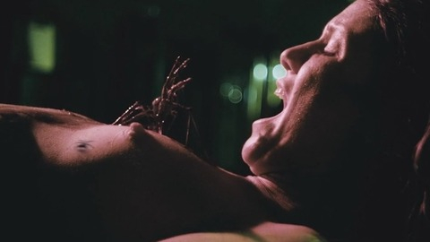 Pic: Elle Alexandra in Silk