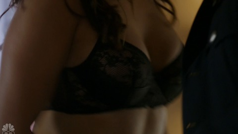 Pic: Monica Raymund in Chicago Fire