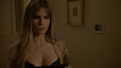 Pic: Carlson Young in Scream
