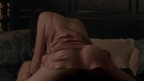 Pic: Julia Goldani Telles in The Affair