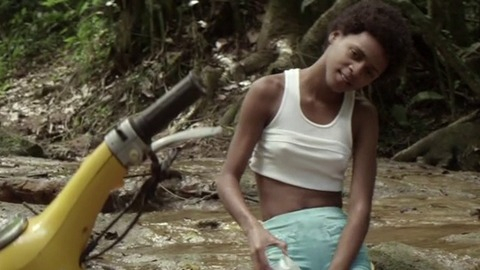 Pic: Yanet Mojica in Sand Dollars
