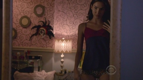 Pic: Ana Walczak in Criminal Minds