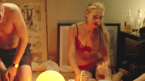 Pic: Margot Lourdet in La crème de la crème