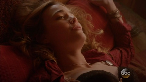 Pic: Rebecca Rittenhouse in Blood & Oil