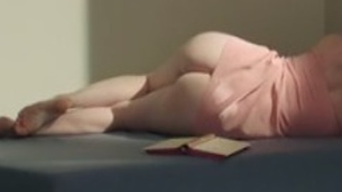 Pic: Stephanie Cumming in Shirley: Visions of Reality