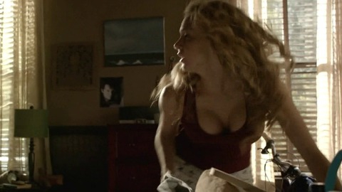 Pic: Penelope Mitchell in The Vampire Diaries