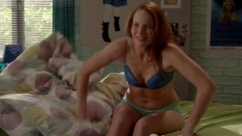 Pic: Katie Leclerc in Switched at Birth