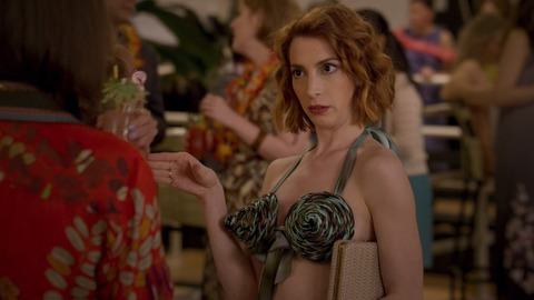 Pic: Molly Bernard in Younger
