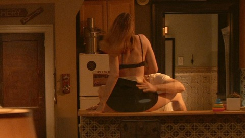 Pic: Molly Bernard in Younger