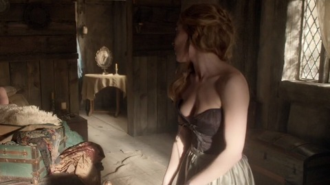 Pic: Celina Sinden in Reign