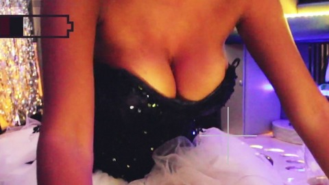 Pic: Joi Liaye in Prom Ride