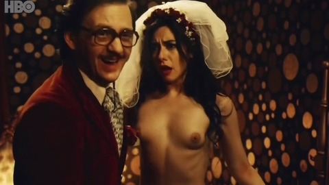 Pic: Julia Ianina in Magnifica 70