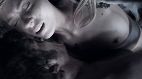 Pic: Georgina Andrews in The Sculptor