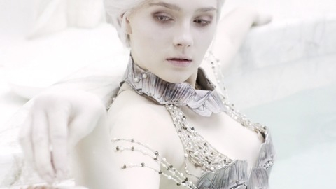 Pic: Amy Forsyth in Defiance