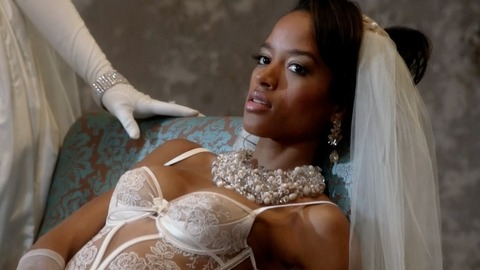 Pic: Sal Stowers in Major Crimes