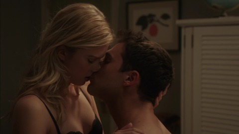 Pic: Emma Ishta in Stitchers