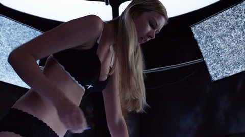 Pic: Emma Ishta in Stitchers
