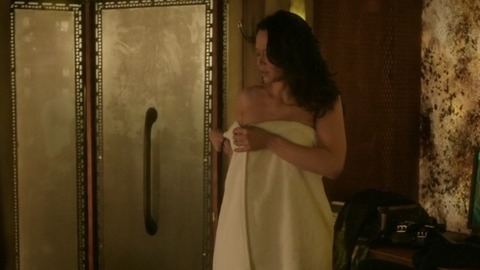 Pic: Melissa O'Neil in Dark Matter
