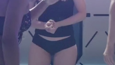 Pic: Melissa O'Neil in Dark Matter