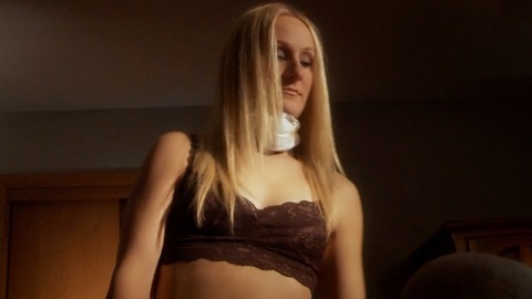Pic: Jennifer Coombs in On the Verge