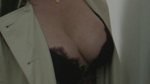 Pic: Mariana Treviño in Club de Cuervos