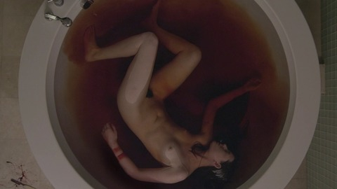 Pic: Sarah Hagan in Sun Choke