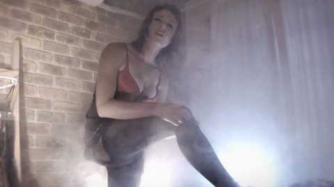 Pic: Kelly Grobler in Mad Cow