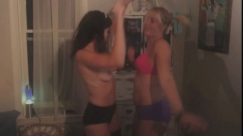 Pic: Ann Hale in Honeyspider