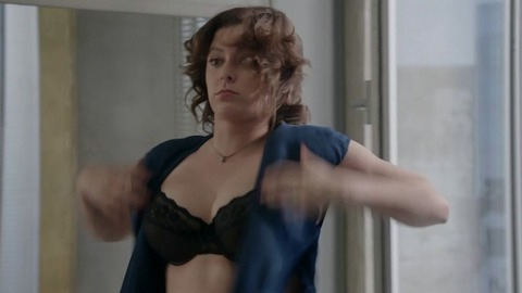 Pic: Rachel Bloom in Crazy Ex-Girlfriend