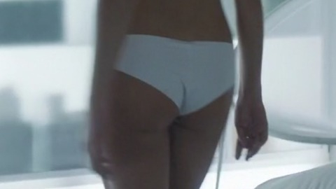 Pic: Greta Fernández in Embers