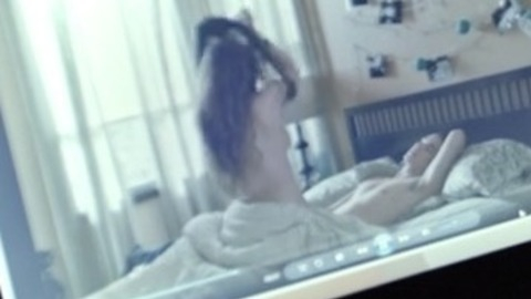 Pic: Tara Lynne Barr in Casual (2015-2018)