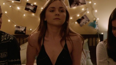 Pic: Tara Lynne Barr in Casual