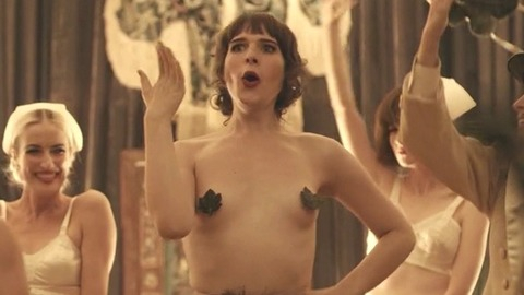 Pic: Hari Nef in Transparent