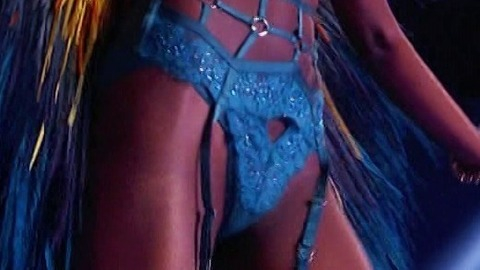 Pic: Maria Borges in The Victoria's Secret Fashion Show 2015