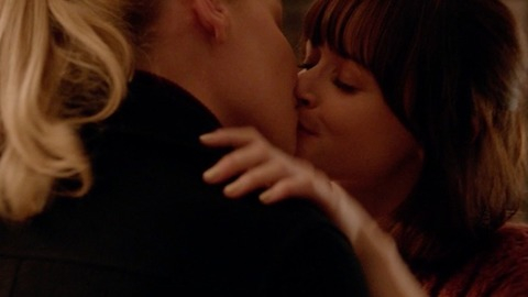 Pic: Alexis Bledel in Jenny's Wedding