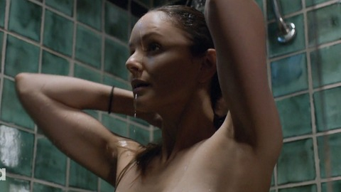 Pic: Sarah Wayne Callies in Colony