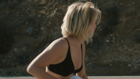 Pic: Julianne Hough in Curve