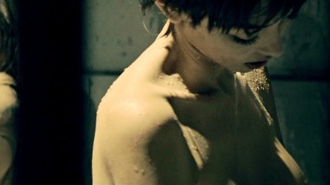 Pic: Jessica Cambensy in Zombie Fight Club