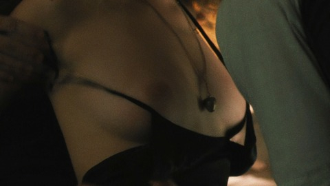 Pic: Juno Temple in Vinyl