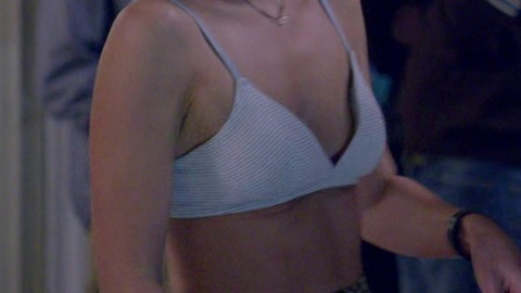 Pic: Binki Shapiro in Love