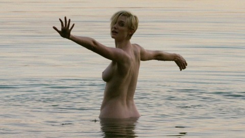 Pic: Elizabeth Debicki in The Night Manager