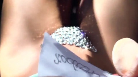 Pic: Chrissy Teigen in Sports Illustrated Swimsuit 2016 Revealed